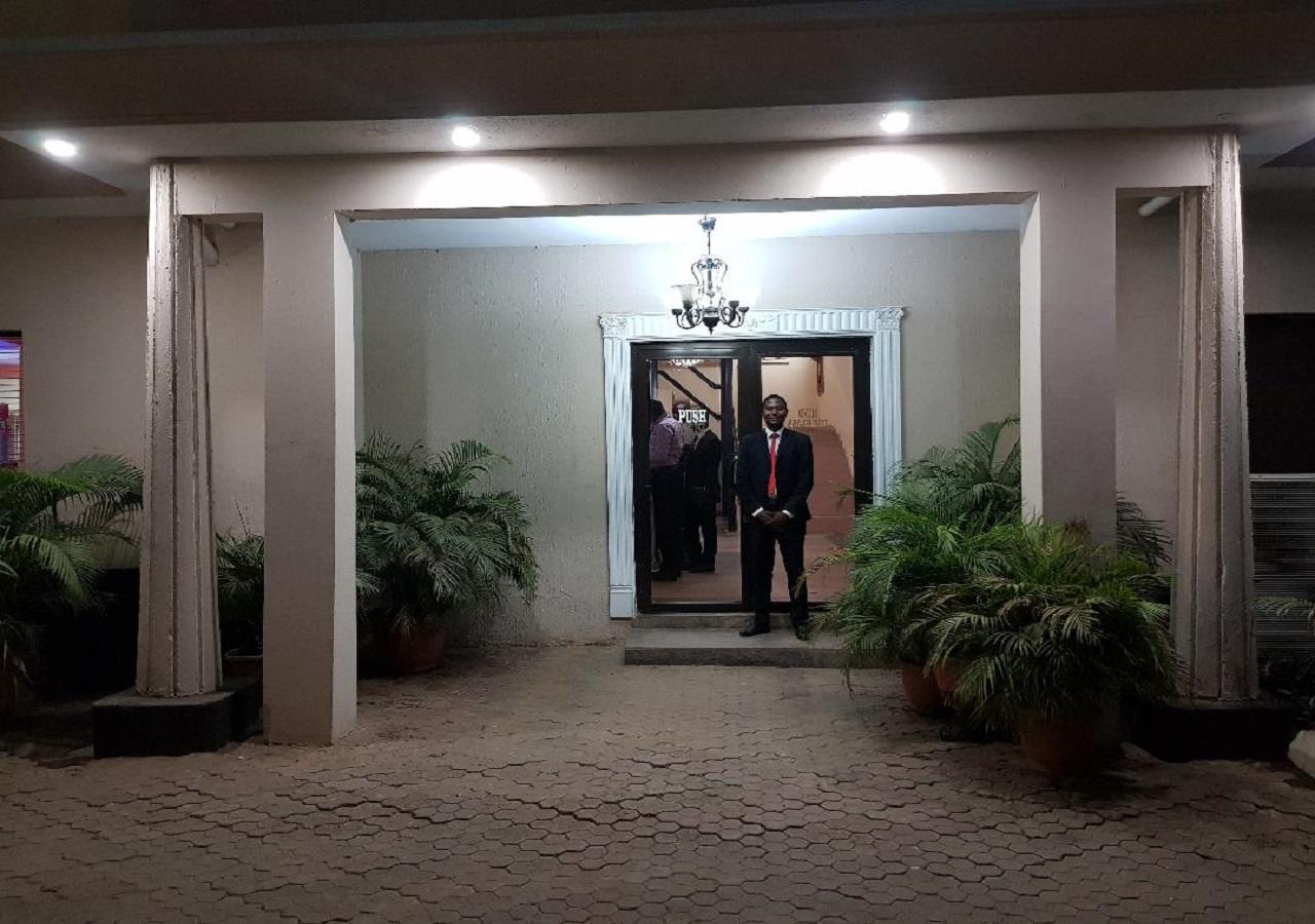 Citilodge Hotel & Conference Centre Newly Renovated Abuja Exterior foto